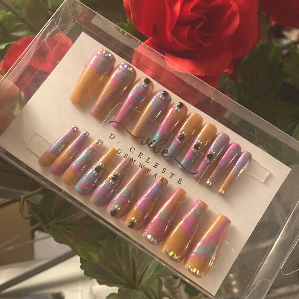 Press on nails ✨ set of 20